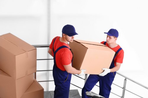 Careful box preparation and labelling for local removals