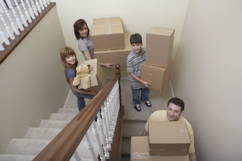 Packing and transport support for commercial relocation in Plaistow